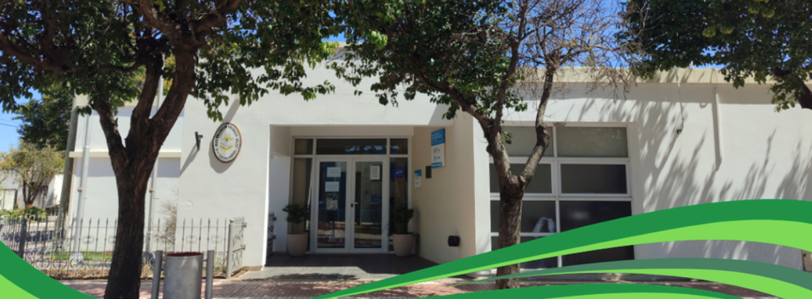 Fachada de la Municipalidad de Dalmacio Vélez Sarsfield